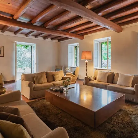 Riva With Pool & Garden By Rent *