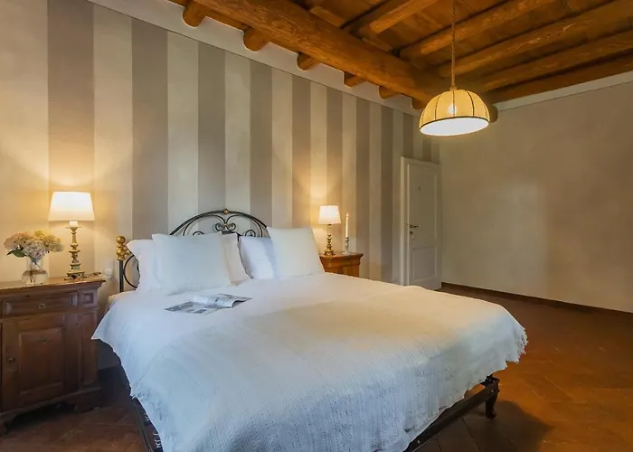 Riva With Pool & Garden By Rent * Bellagio