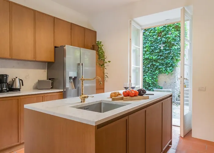 Villa Riva With Pool & Garden By Rent *