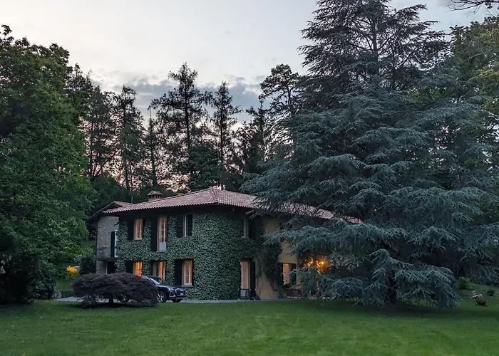 Riva With Pool & Garden By Rent * Bellagio