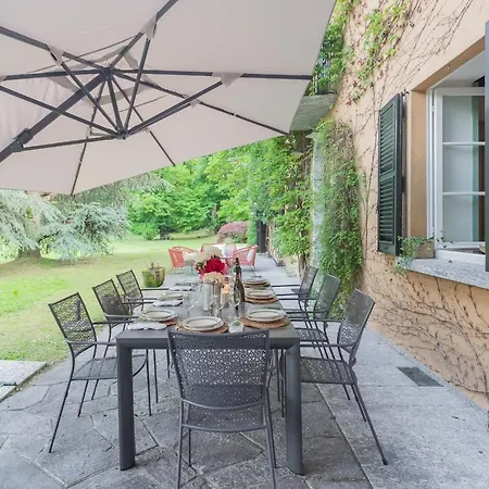 Riva With Pool & Garden By Rent All Como בלאג'יו
