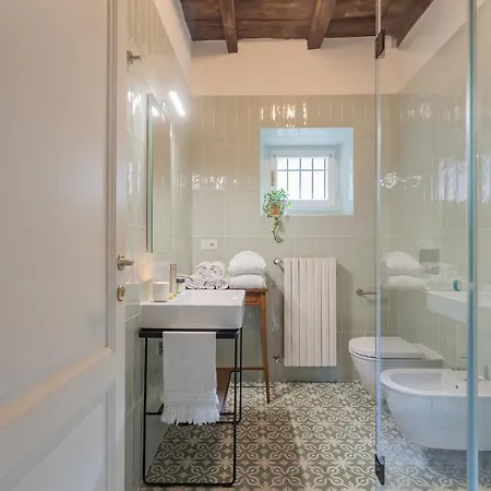 ヴィラ Riva With Pool & Garden By Rent *