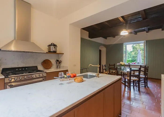 Villa Riva With Pool & Garden By Rent *